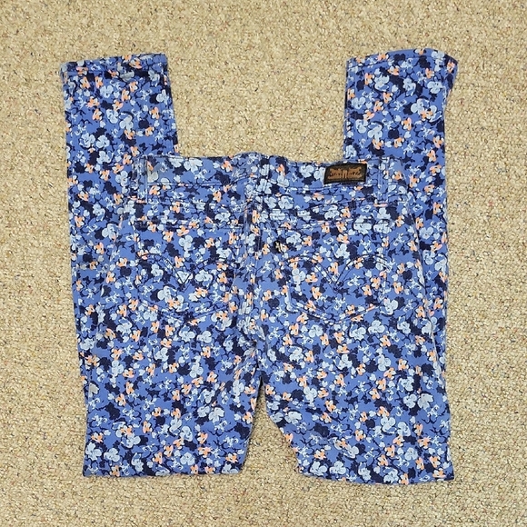 Levi's 524 Too Super Low Floral Jeans Women's Sz 7 28 X 32 5 Pocket - Picture 1 of 5